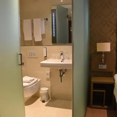 Hotel Ozo Arena