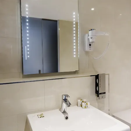 Ozo Arena 4*