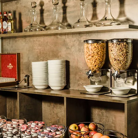 Ξενοδοχείο Ozo Arena 4*