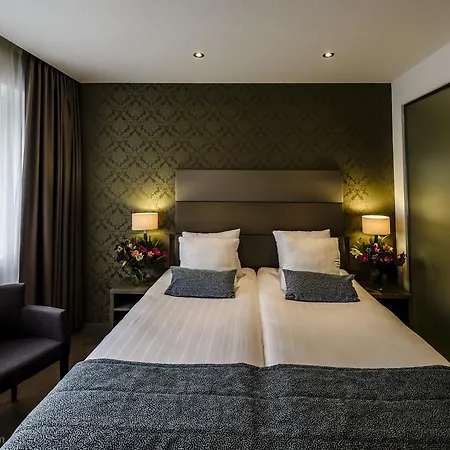 Ozo Arena Отель Амстердам