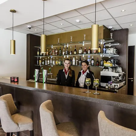 Ozo Arena Отель Амстердам