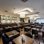 Ozo Arena 4* Amsterdam